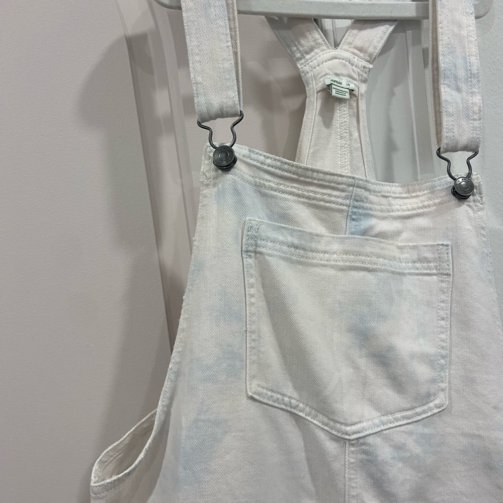 Overalls - Picture 2 of 5